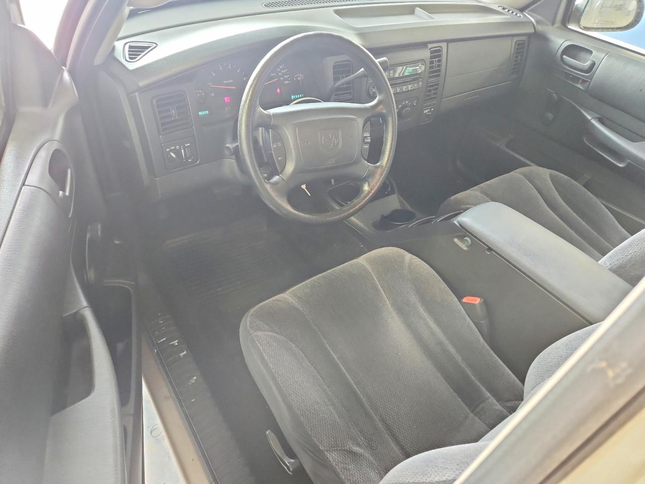2003 DODGE DAKOTA SXT photo 8