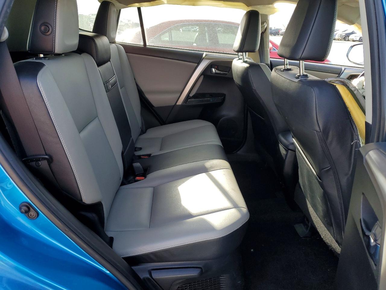 2016 TOYOTA RAV4 HV LIMITED photo 31