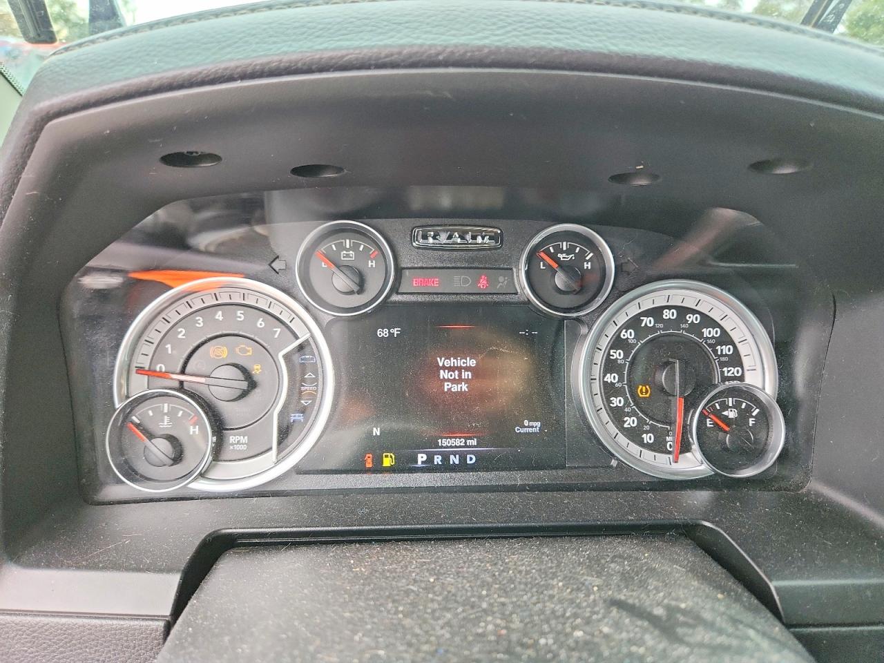 2016 RAM 1500 LARAMIE photo 17