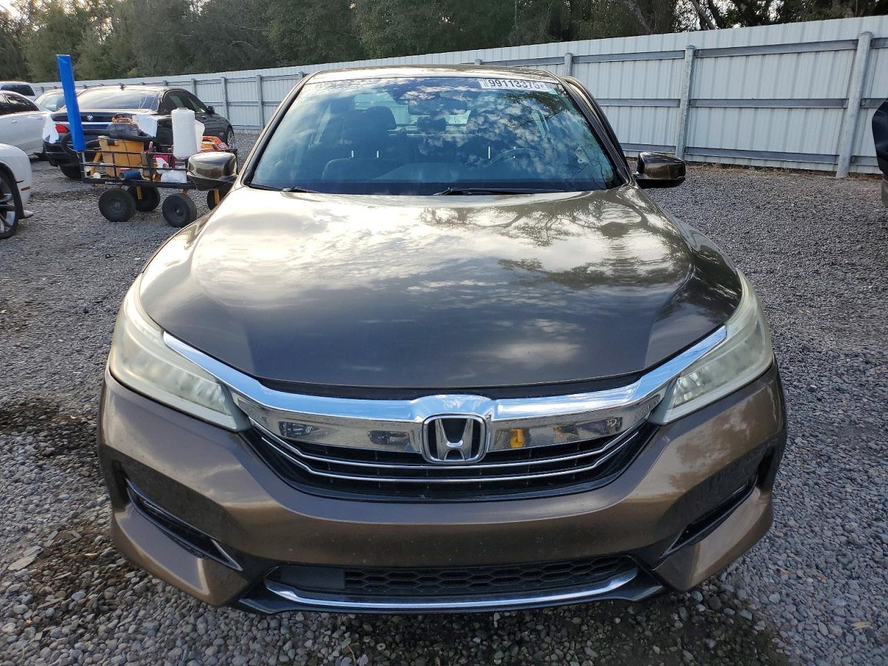 2017 HONDA ACCORD TOURING HYBRID photo 5