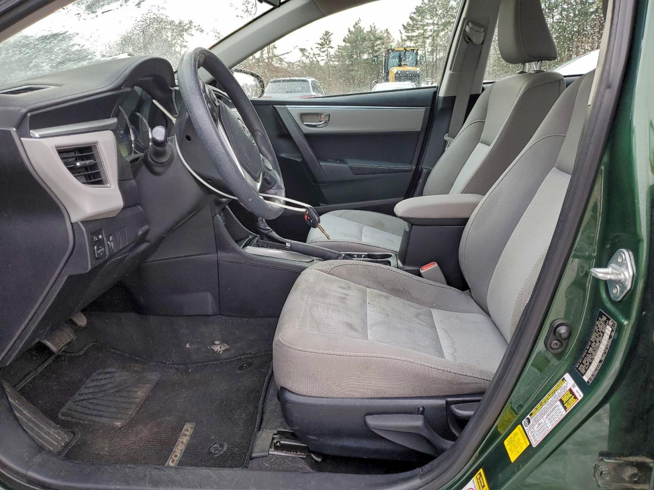2015 TOYOTA COROLLA L photo 7