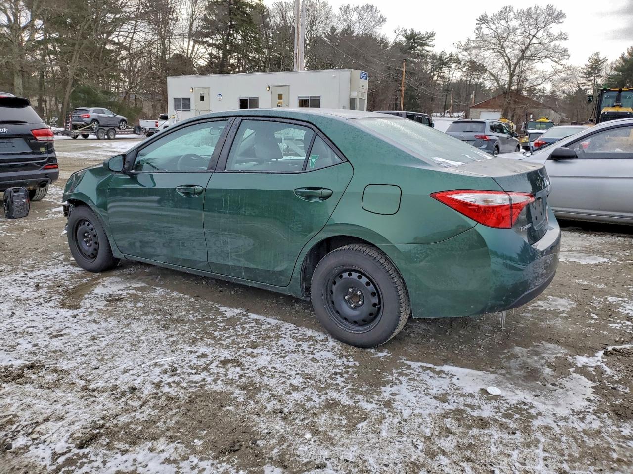 2015 TOYOTA COROLLA L photo 2