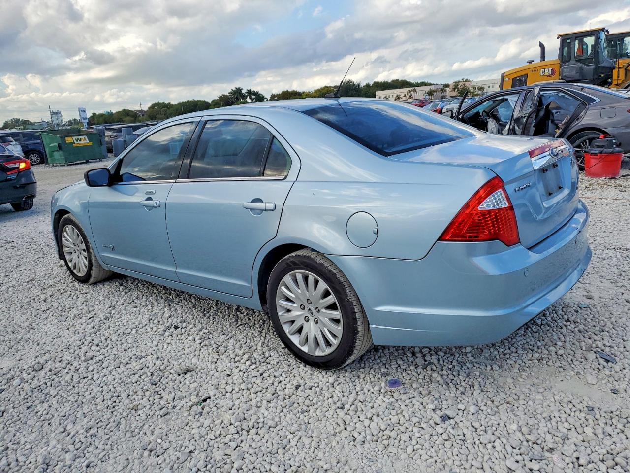 2010 FORD FUSION HYBRID photo 2