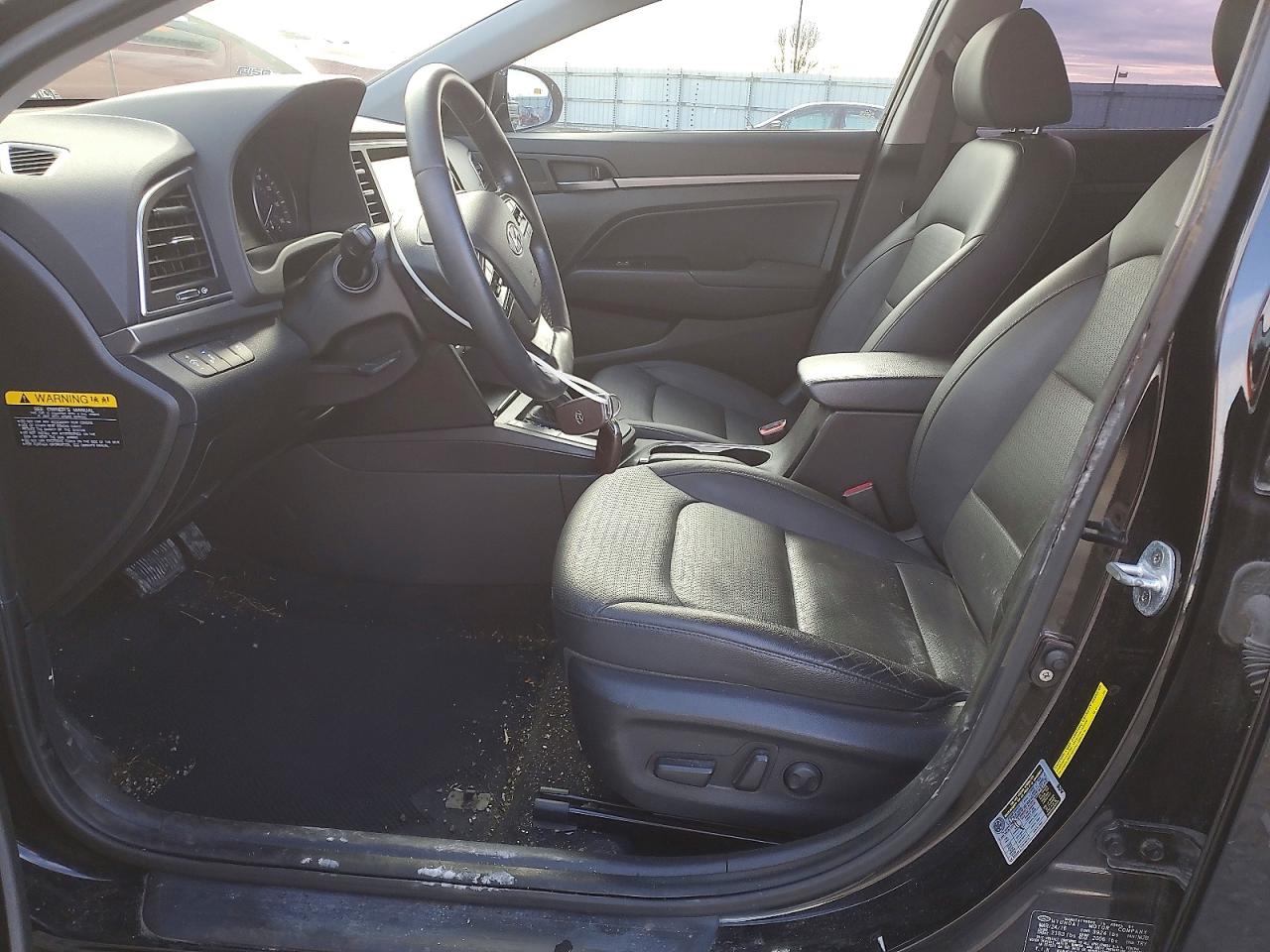 2017 HYUNDAI ELANTRA SE photo 7