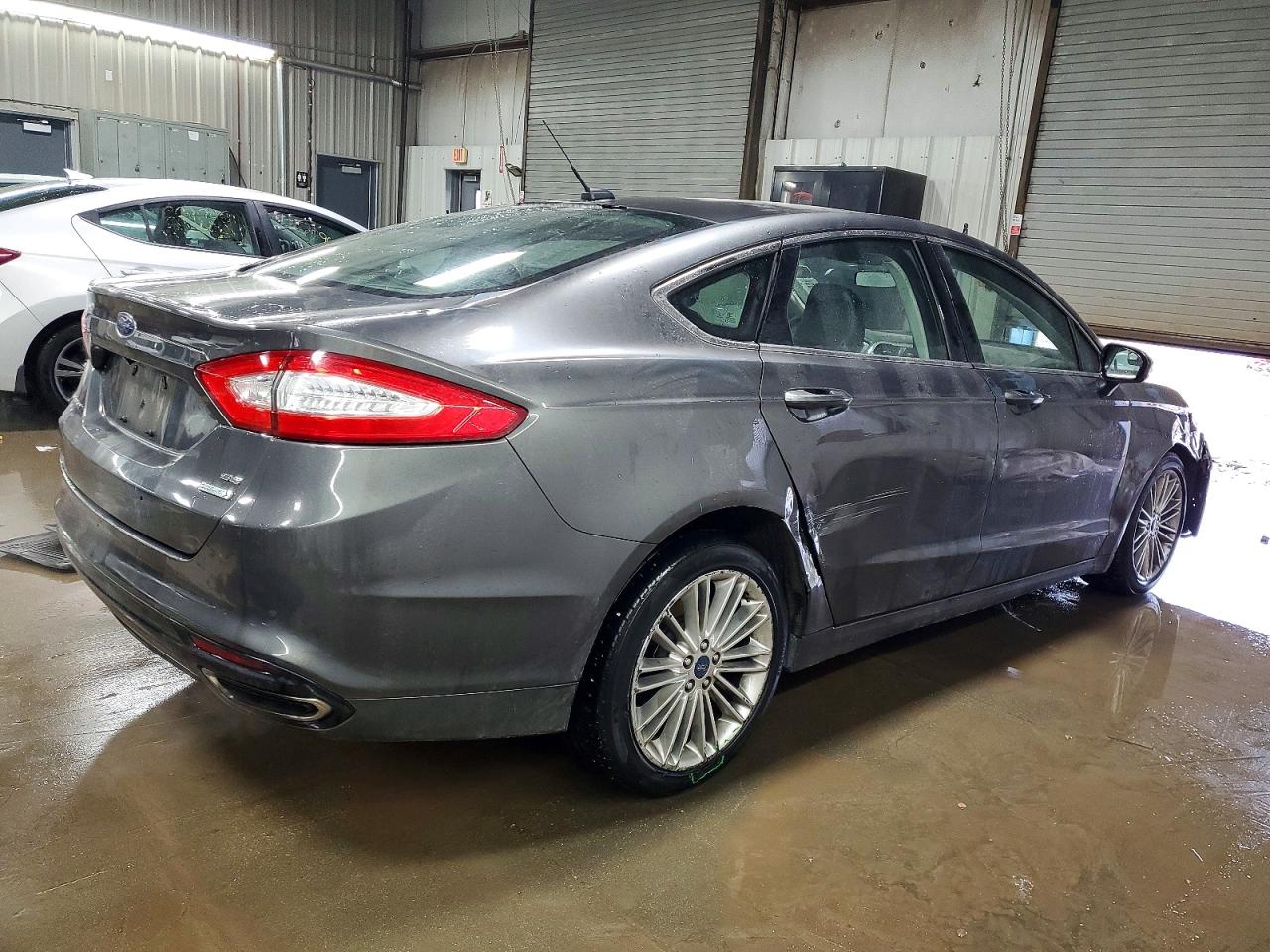 2016 FORD FUSION SE photo 5