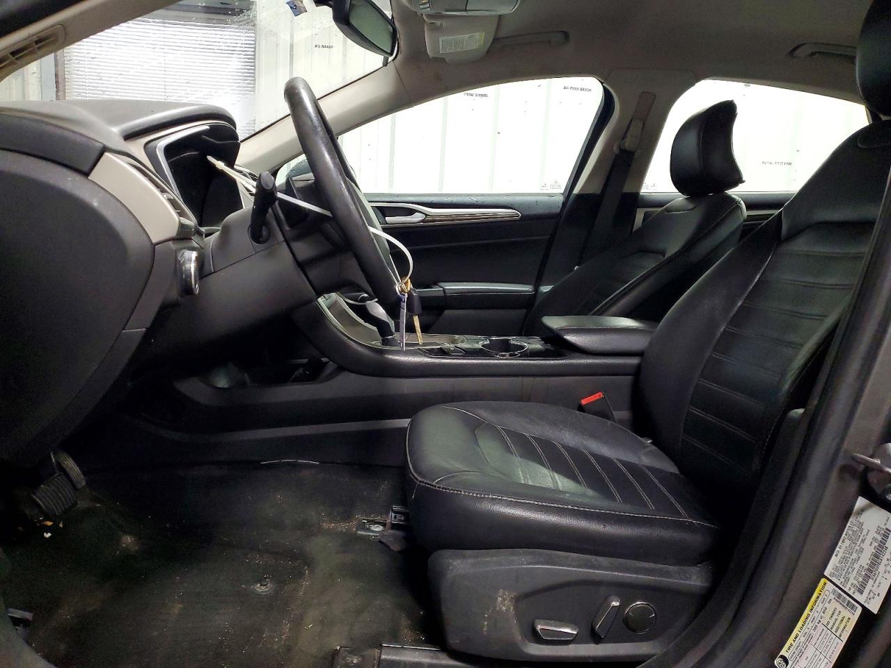 2016 FORD FUSION SE photo 13