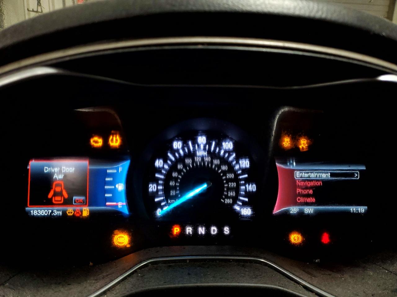 2016 FORD FUSION SE photo 17