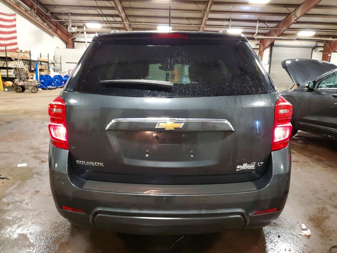 2017 CHEVROLET EQUINOX LT photo 6