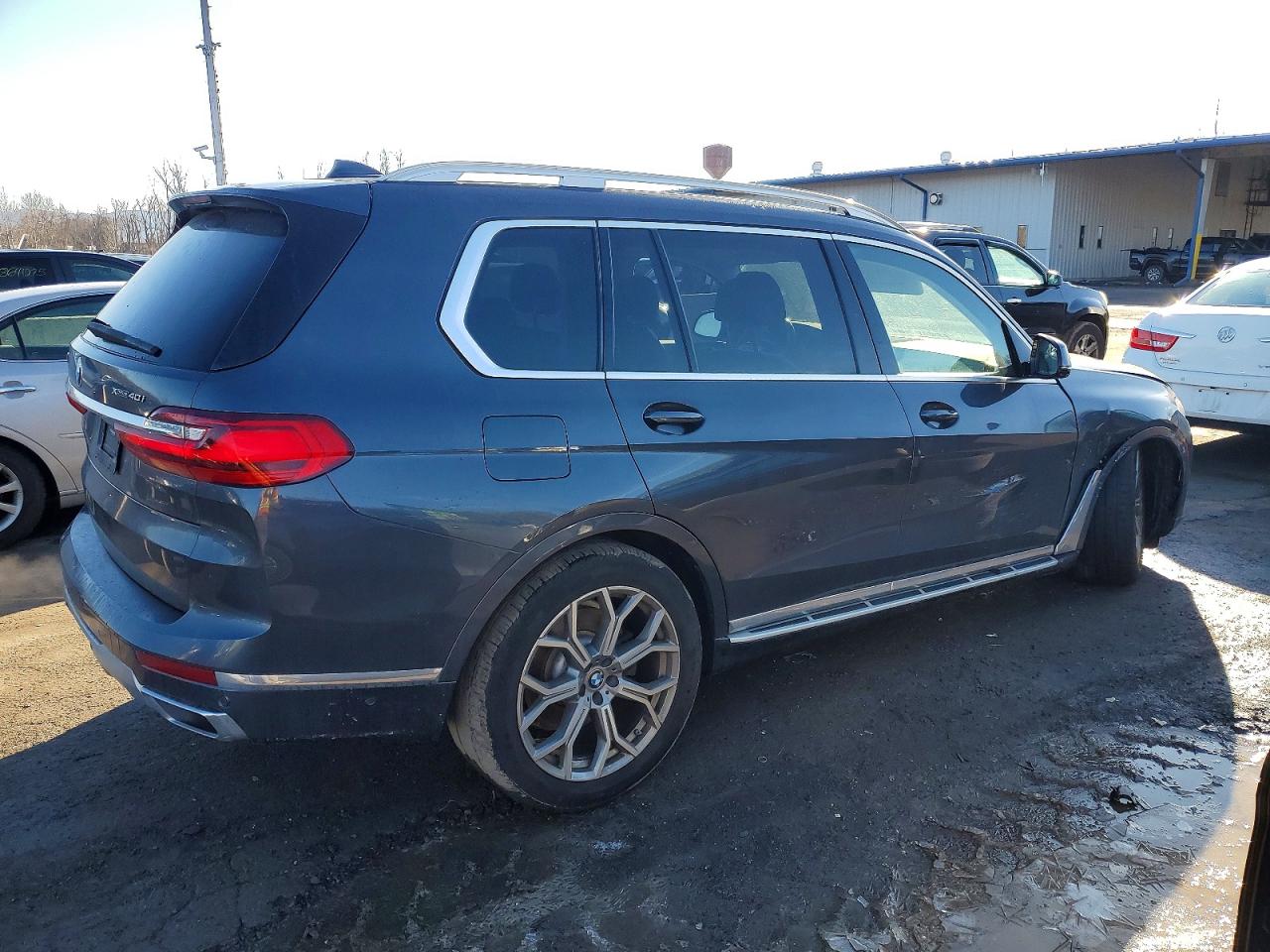2019 BMW X7 XDRIVE40I photo 3
