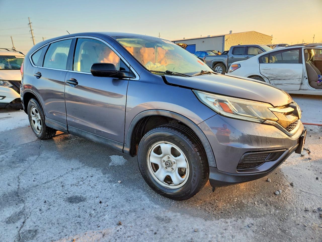 2016 HONDA CR-V LX photo 4
