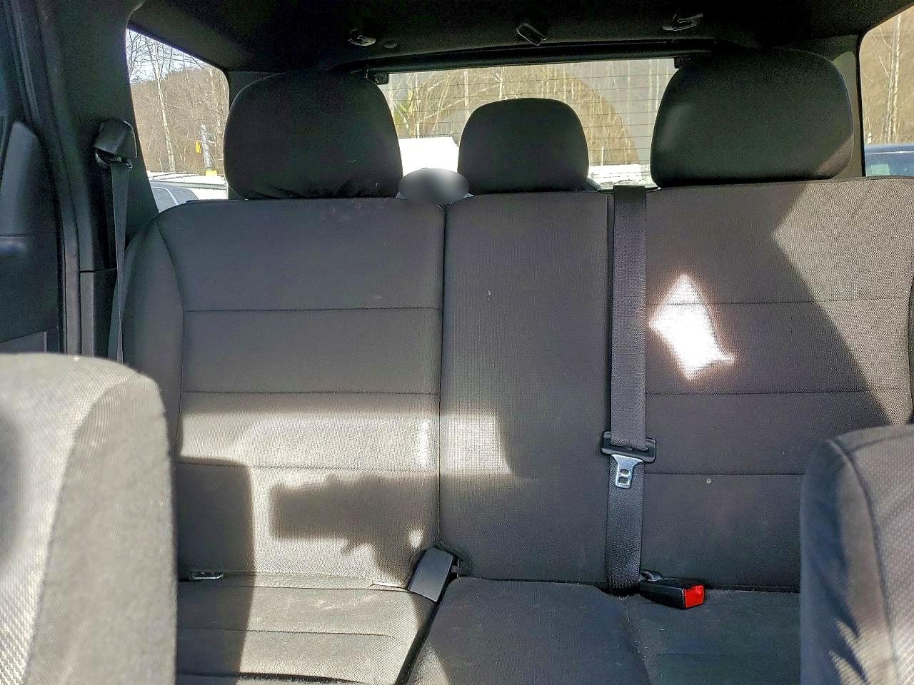 2011 FORD ESCAPE XLT photo 10