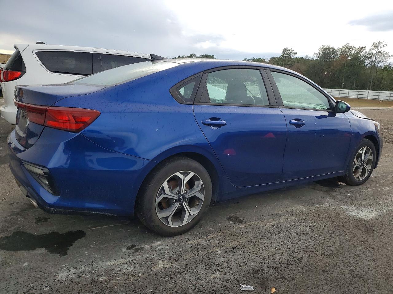 2021 KIA FORTE FE photo 3