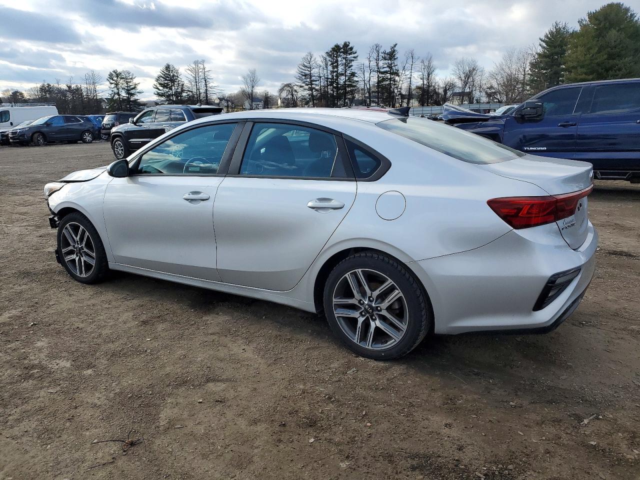 2019 KIA FORTE GT LINE photo 3
