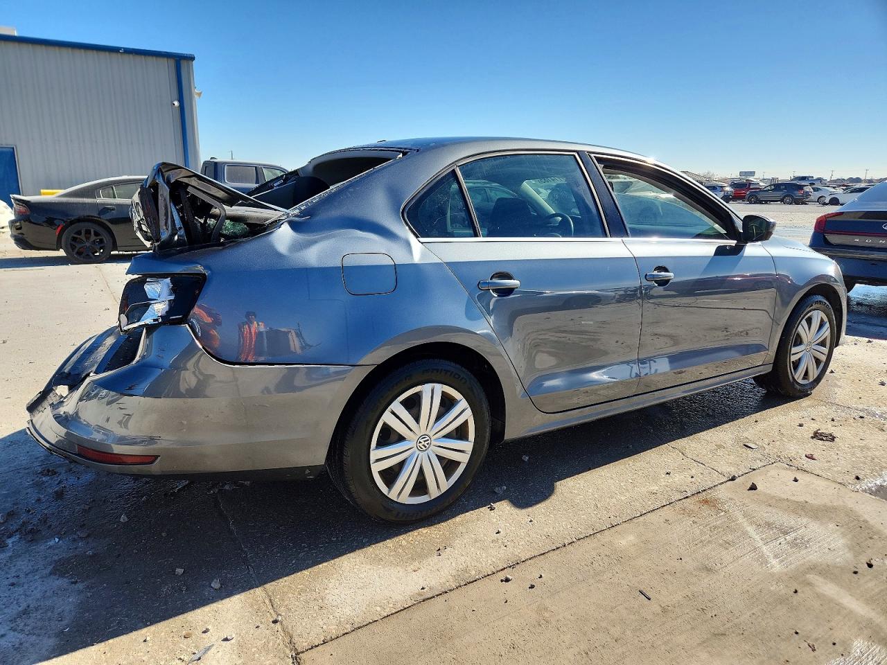 2017 VOLKSWAGEN JETTA S photo 3