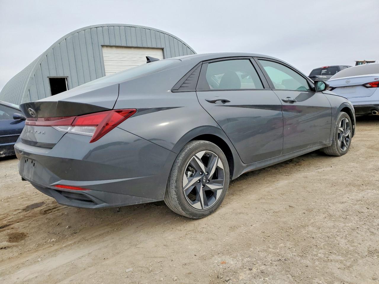 2023 HYUNDAI ELANTRA SEL photo 5