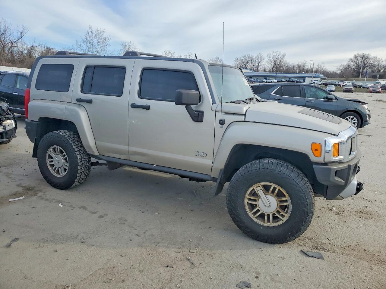 2008 HUMMER H3 LUXURY photo 4