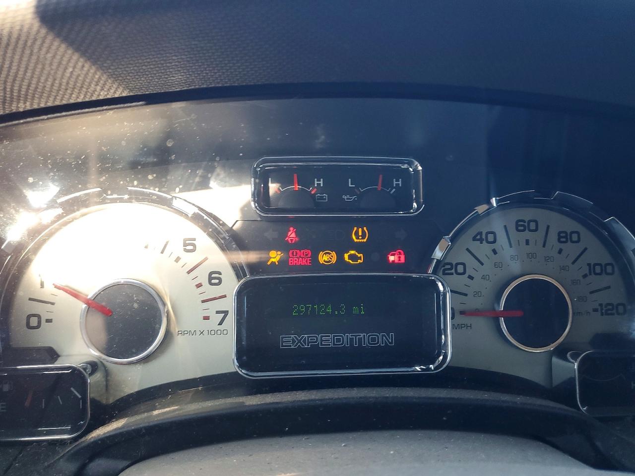 2008 FORD EXPEDITION XLT photo 9