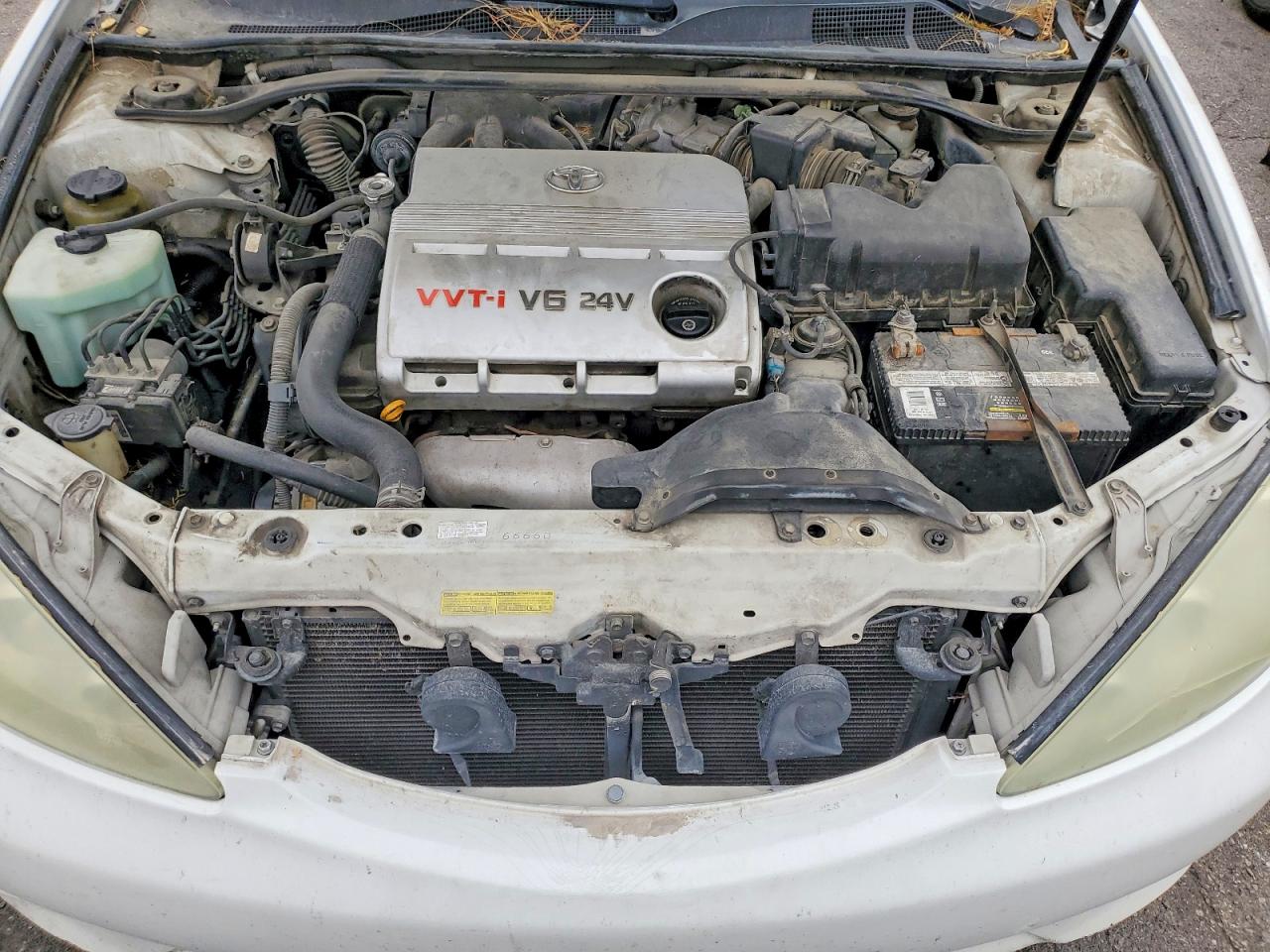 2005 TOYOTA CAMRY photo 11