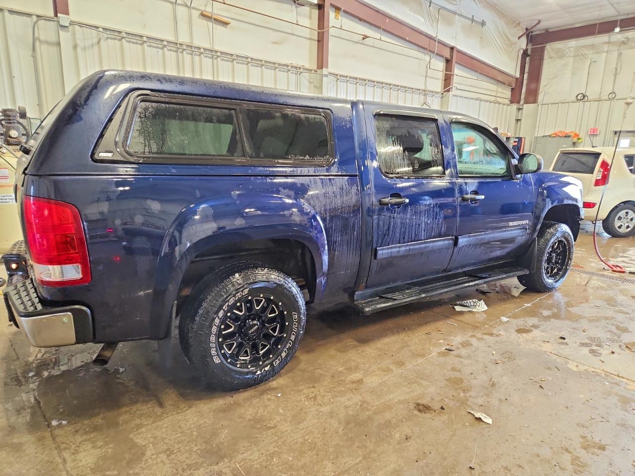 2011 GMC SIERRA K1500 SLE photo 3