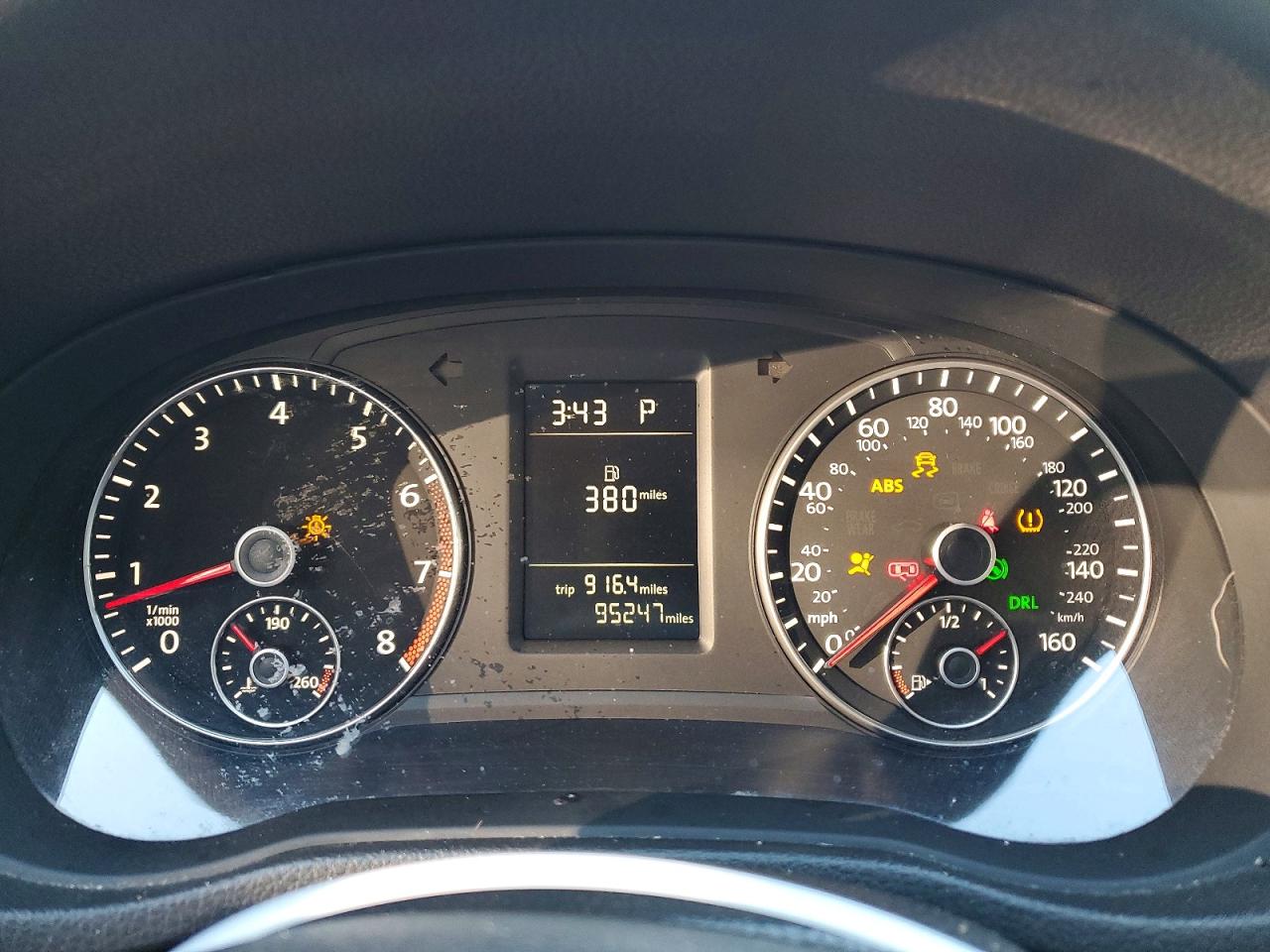 2015 VOLKSWAGEN PASSAT S photo 9