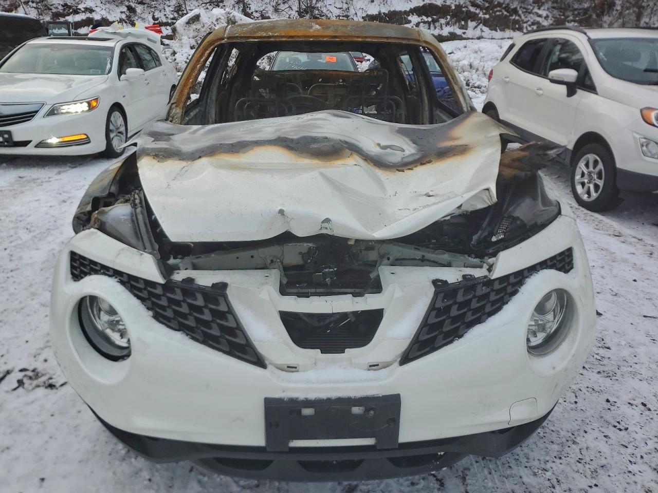 2015 NISSAN JUKE S photo 5