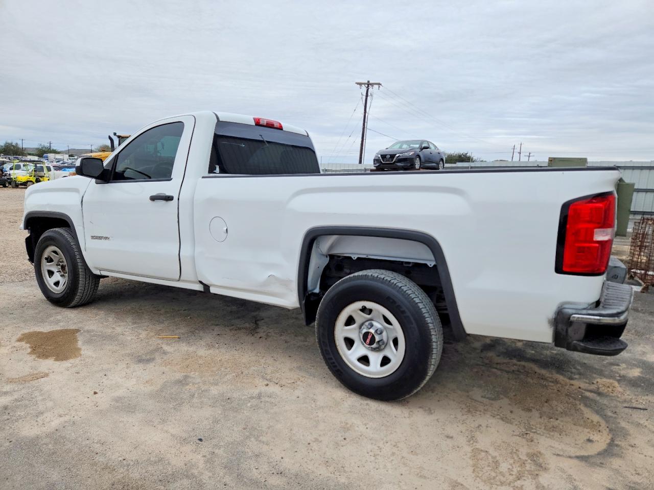 2017 GMC SIERRA C1500 photo 2