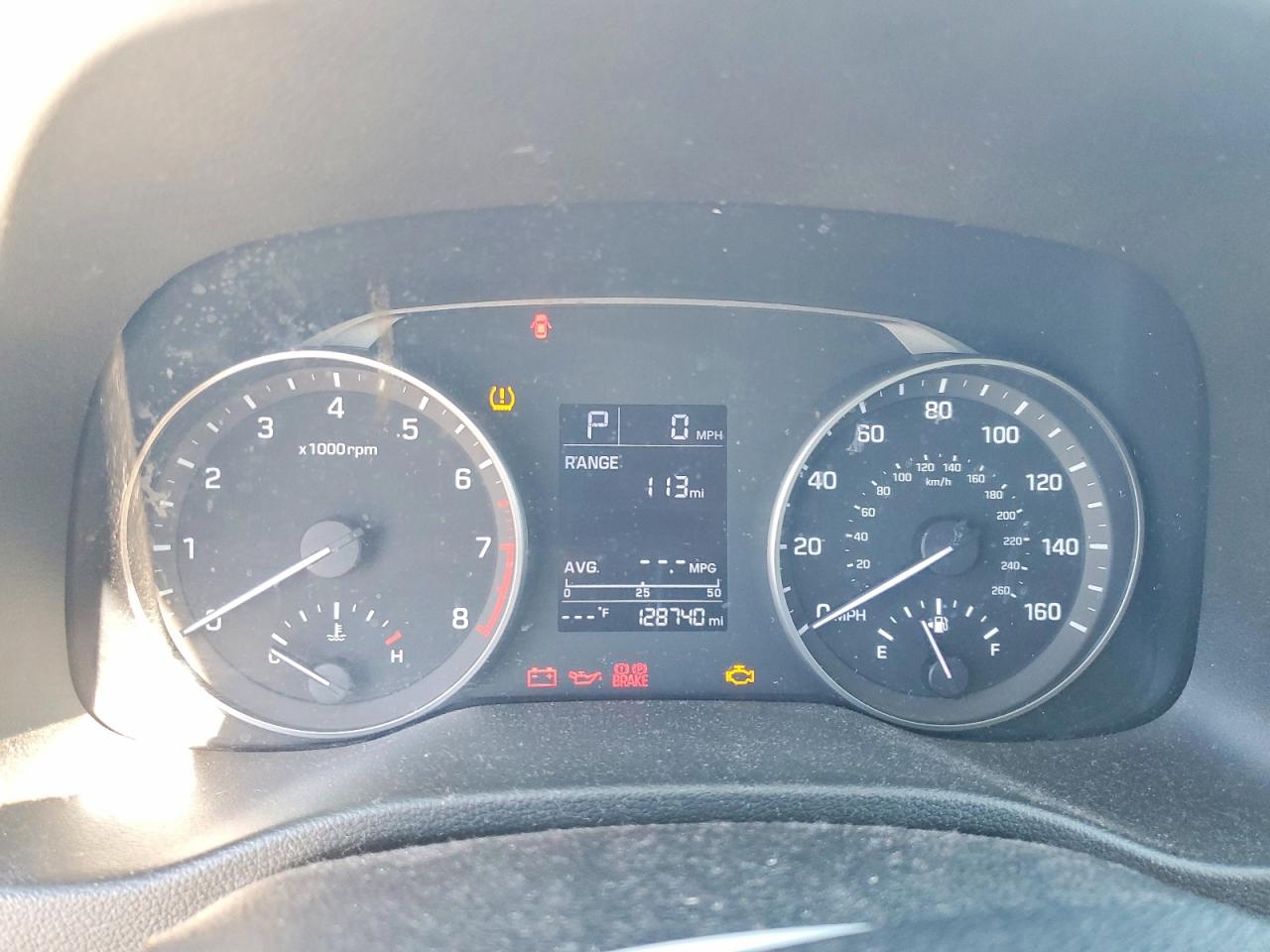 2018 HYUNDAI ELANTRA SE photo 9