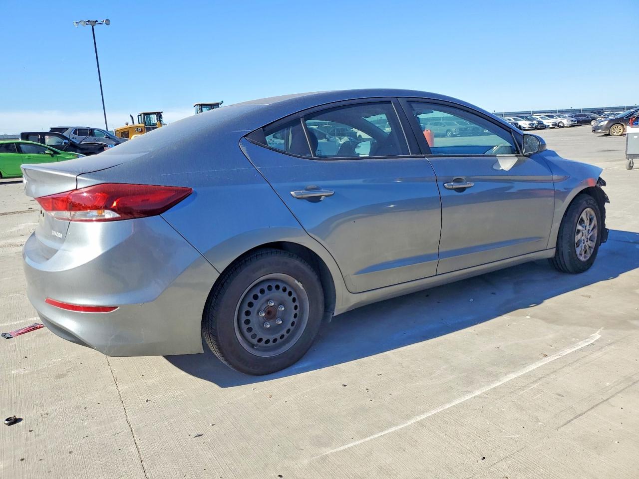 2018 HYUNDAI ELANTRA SE photo 3
