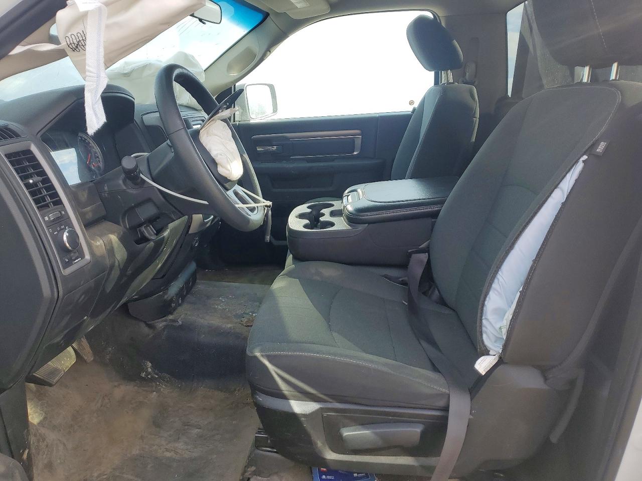2023 RAM 1500 CLASSIC TRADESMAN photo 7