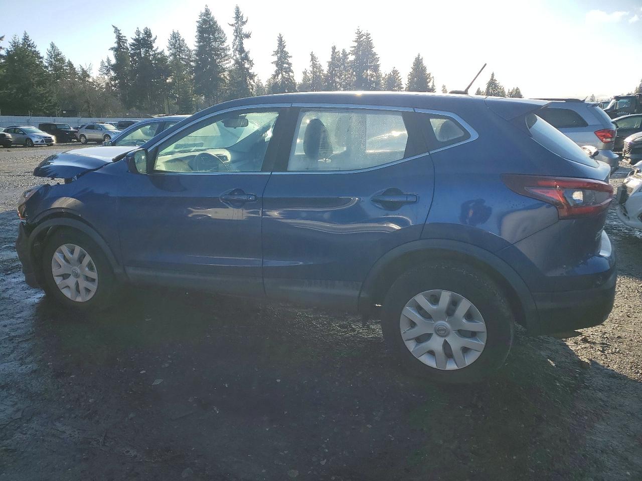 2020 NISSAN ROGUE SPORT S photo 2