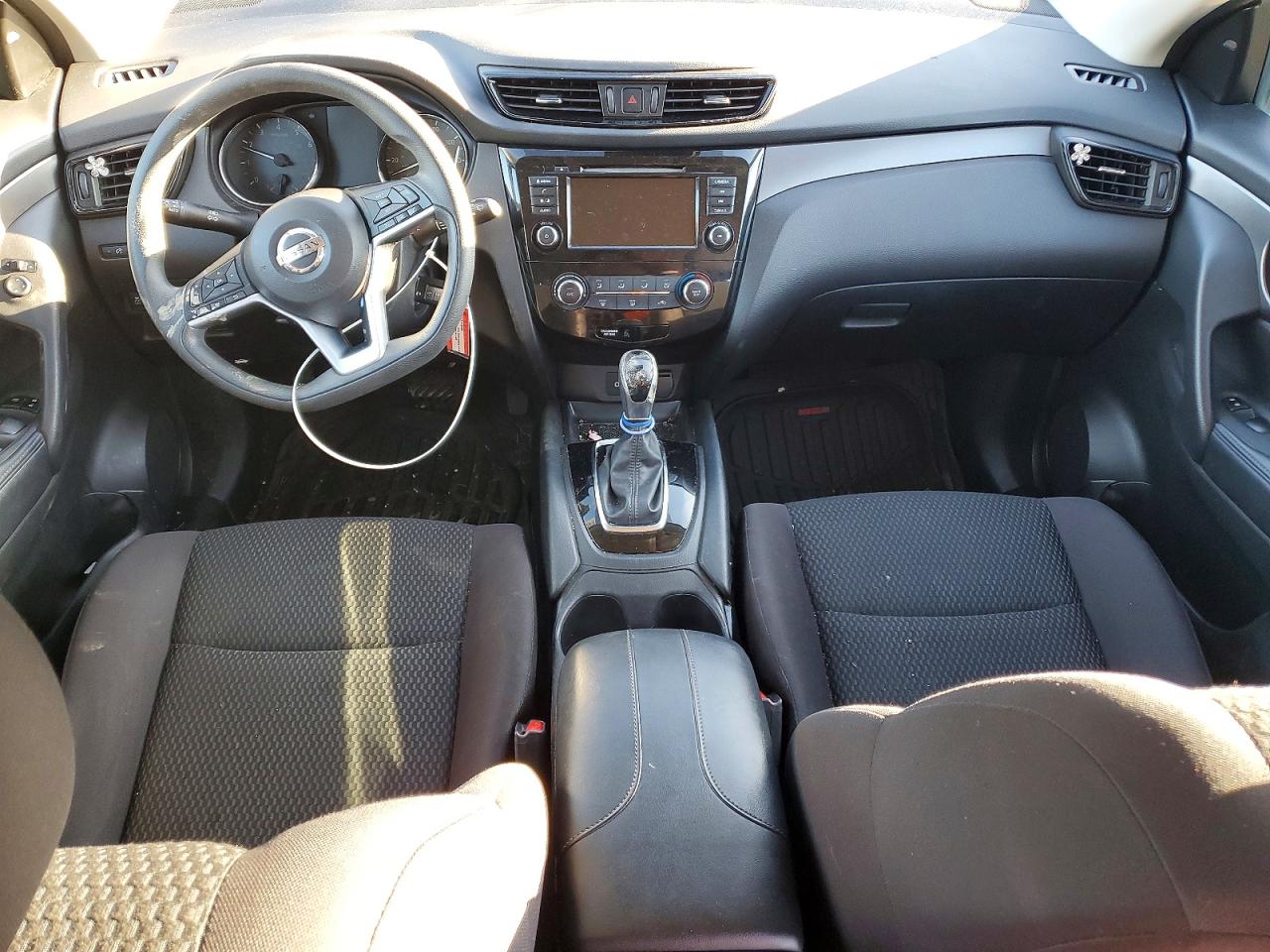 2020 NISSAN ROGUE SPORT S photo 8