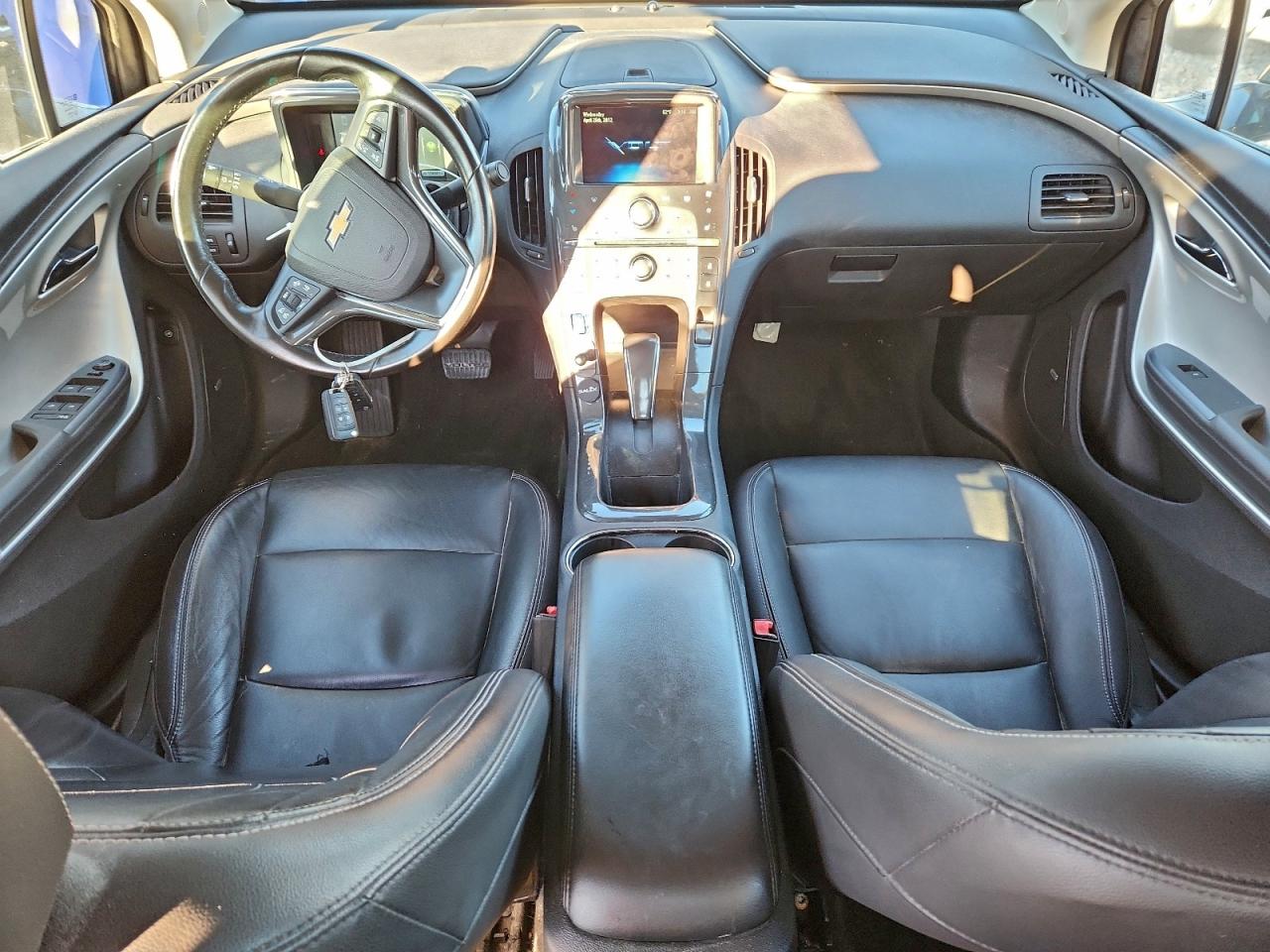 2013 CHEVROLET VOLT photo 15