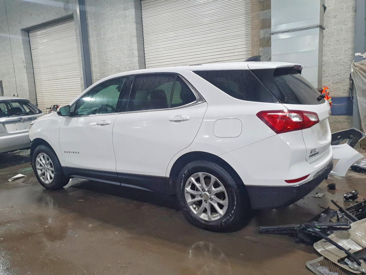 2019 CHEVROLET EQUINOX LT photo 3