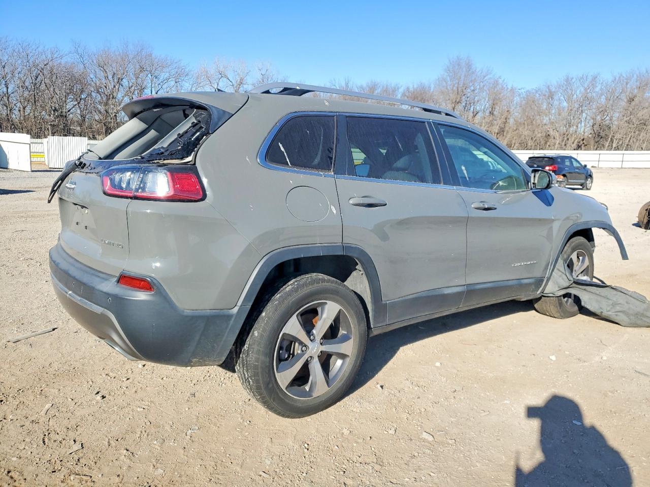 2019 JEEP CHEROKEE LIMITED photo 5
