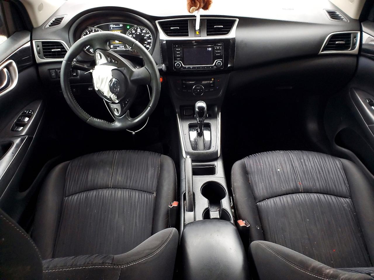 2018 NISSAN SENTRA S photo 8