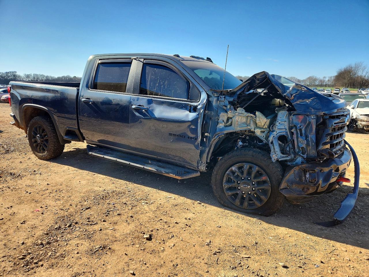 2025 CHEVROLET SILVERADO K2500 HEAVY DUTY LT photo 4