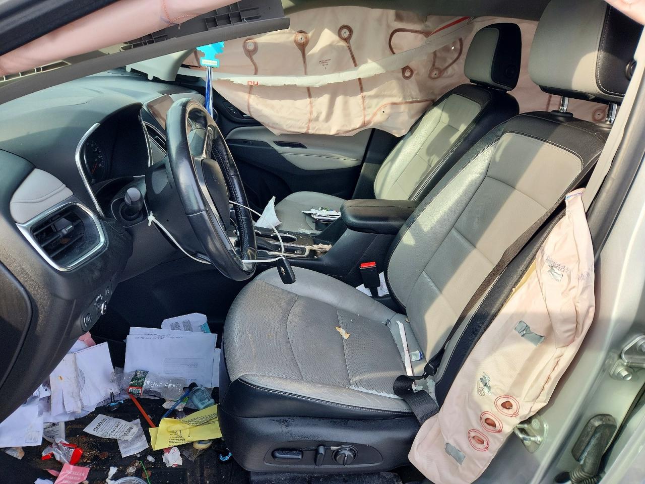2018 CHEVROLET EQUINOX PREMIER photo 13