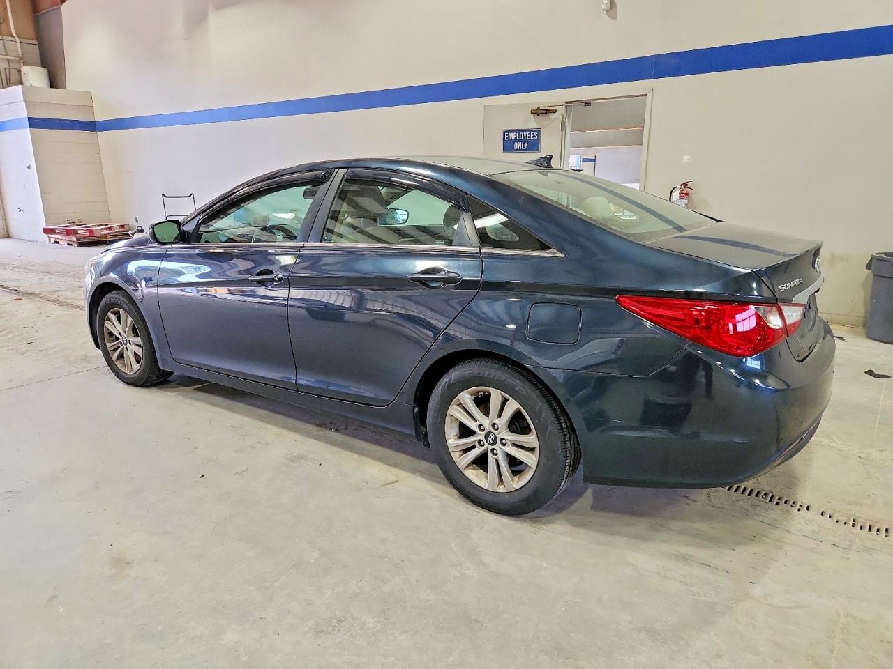 2013 HYUNDAI SONATA GLS photo 3