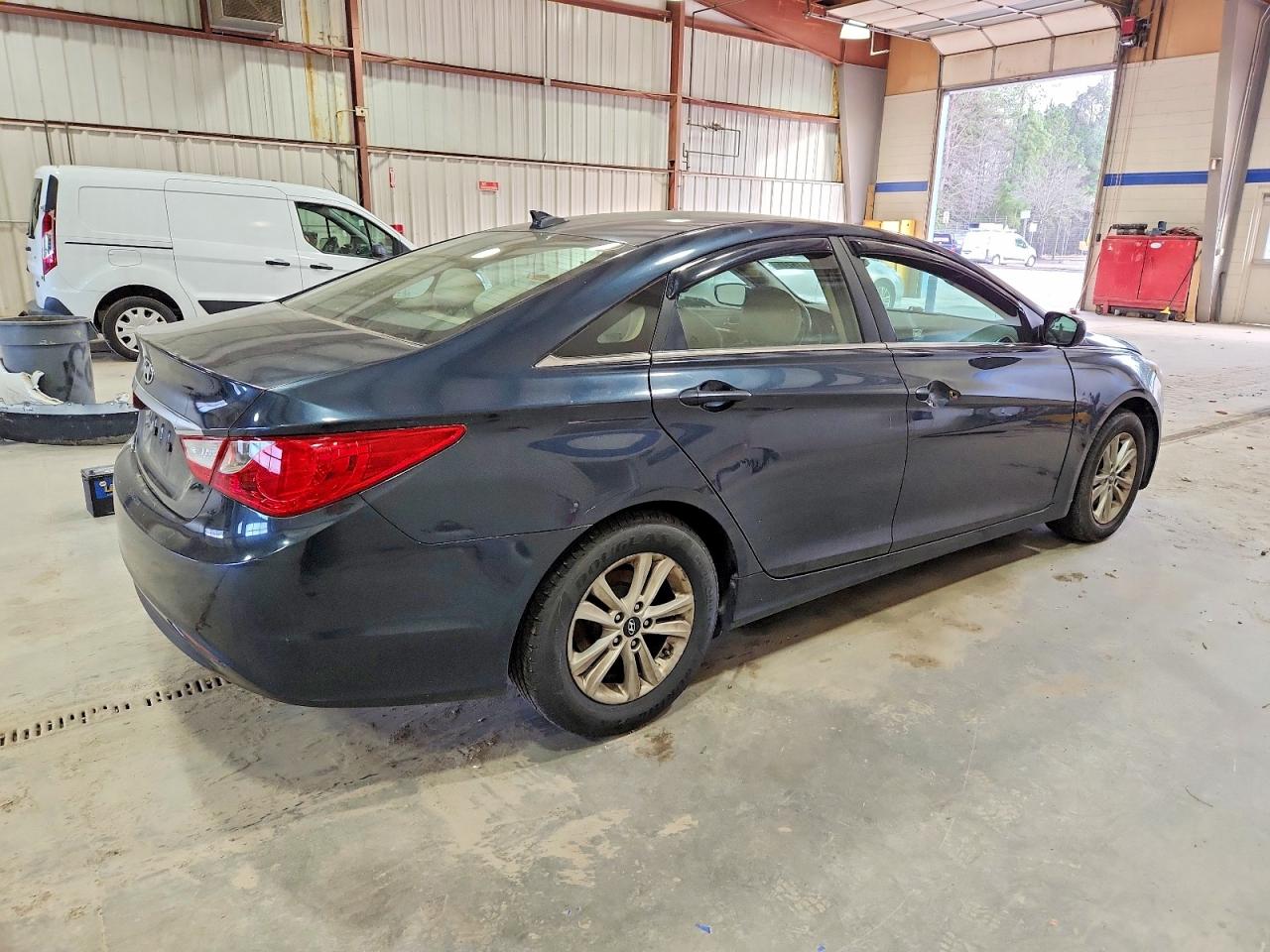 2013 HYUNDAI SONATA GLS photo 5
