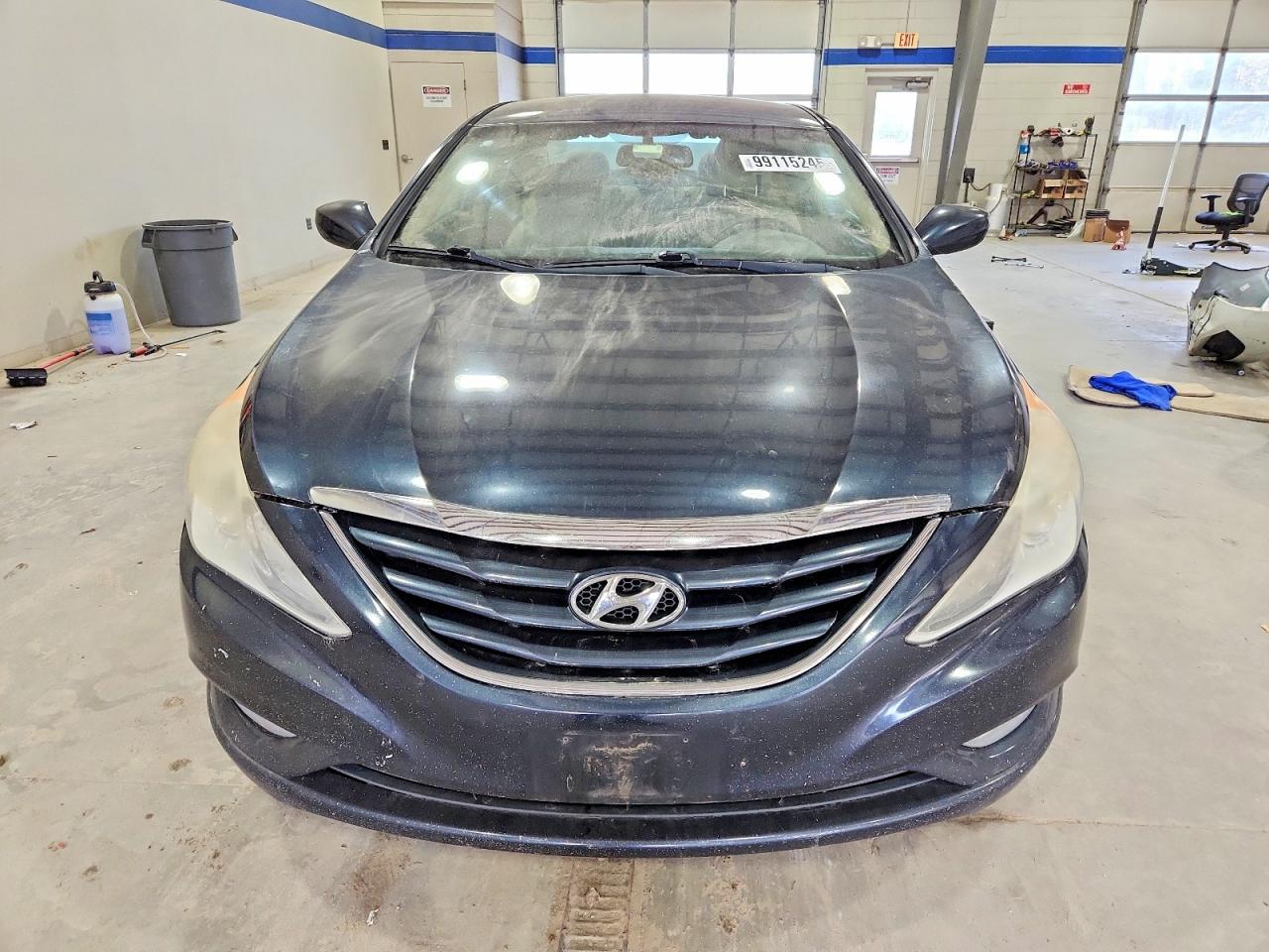 2013 HYUNDAI SONATA GLS photo 9