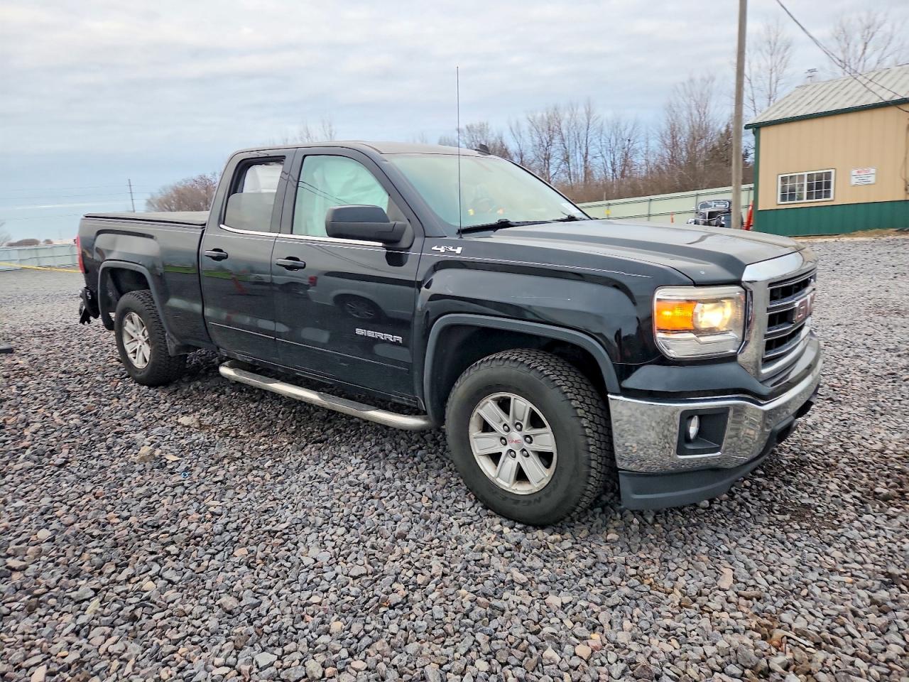 2014 GMC SIERRA K1500 SLE photo 4