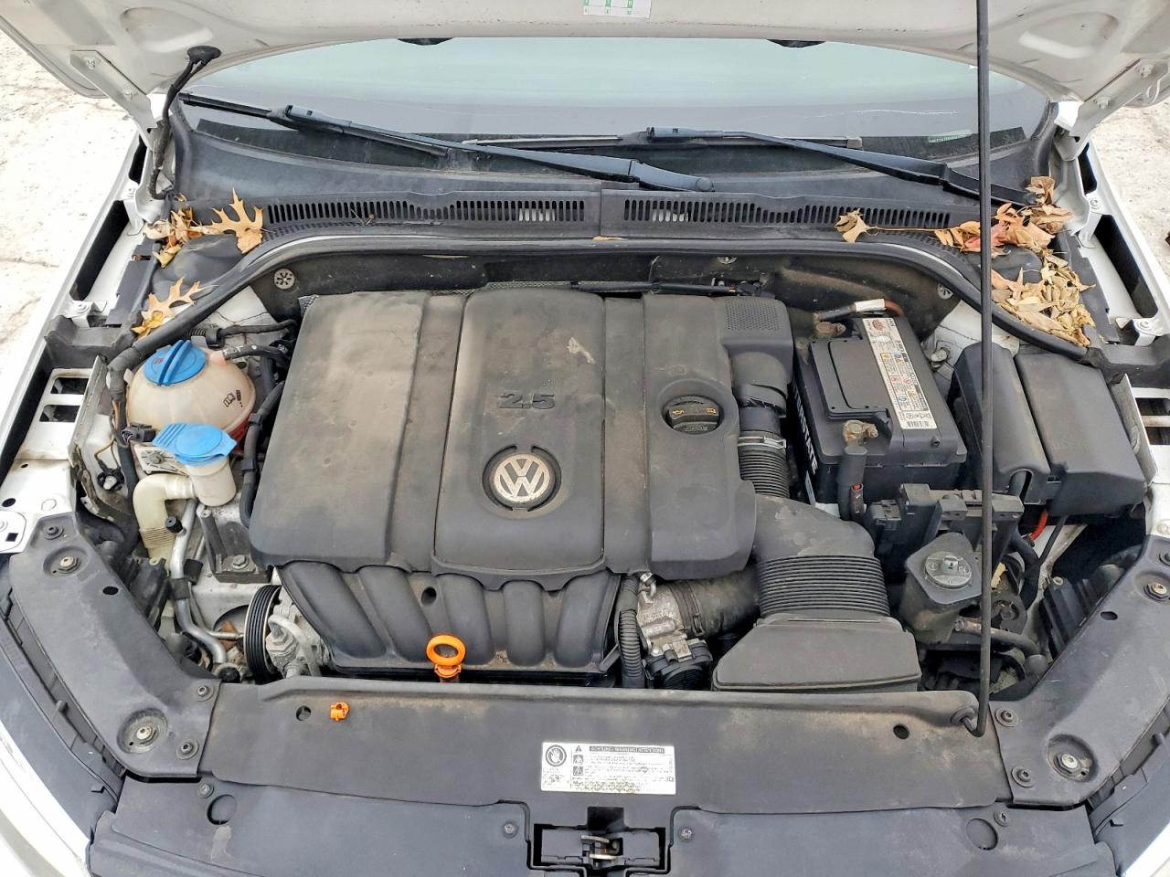 2011 VOLKSWAGEN JETTA photo 21