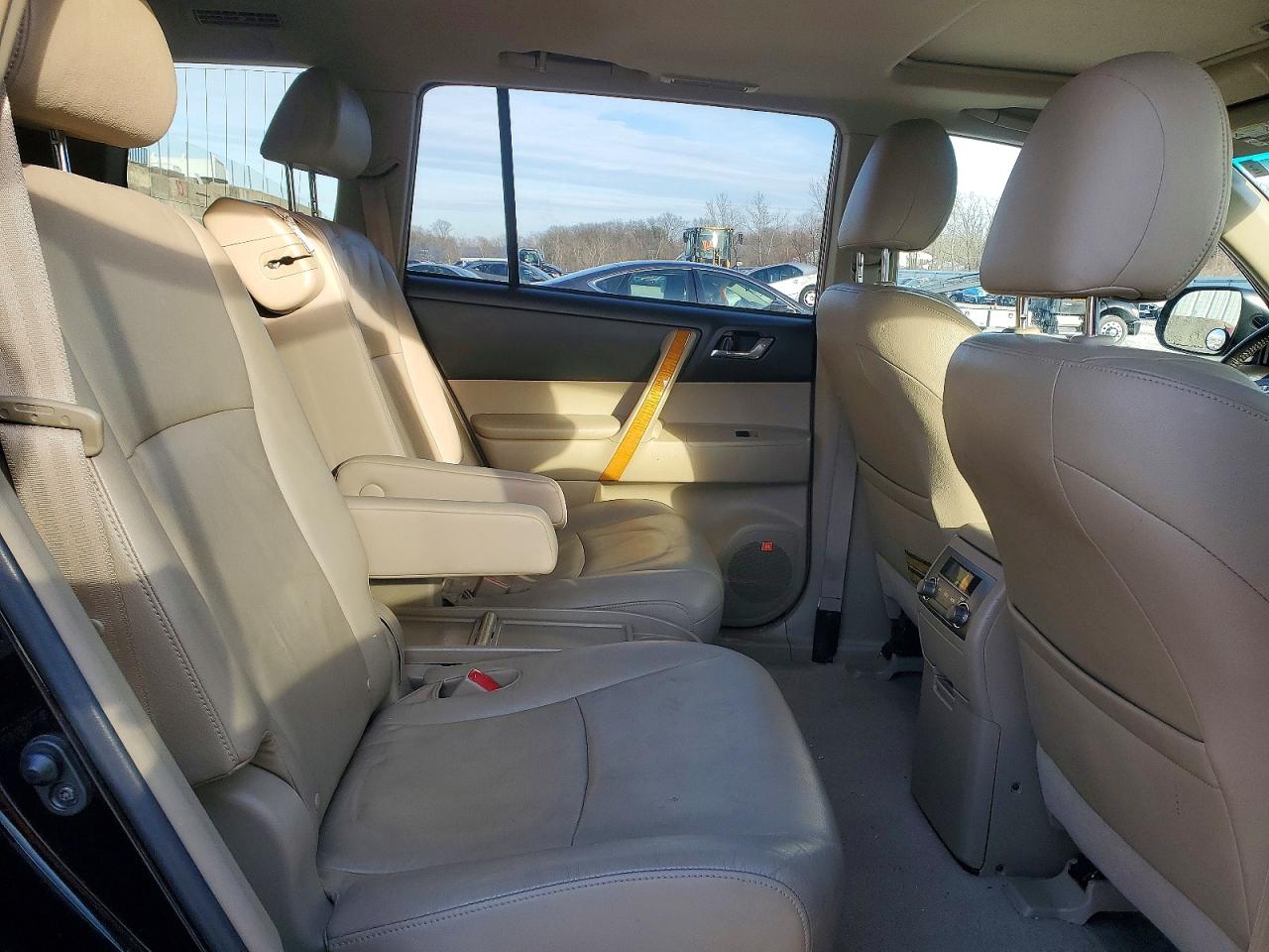 2010 TOYOTA HIGHLANDER HYBRID LIMITED photo 11