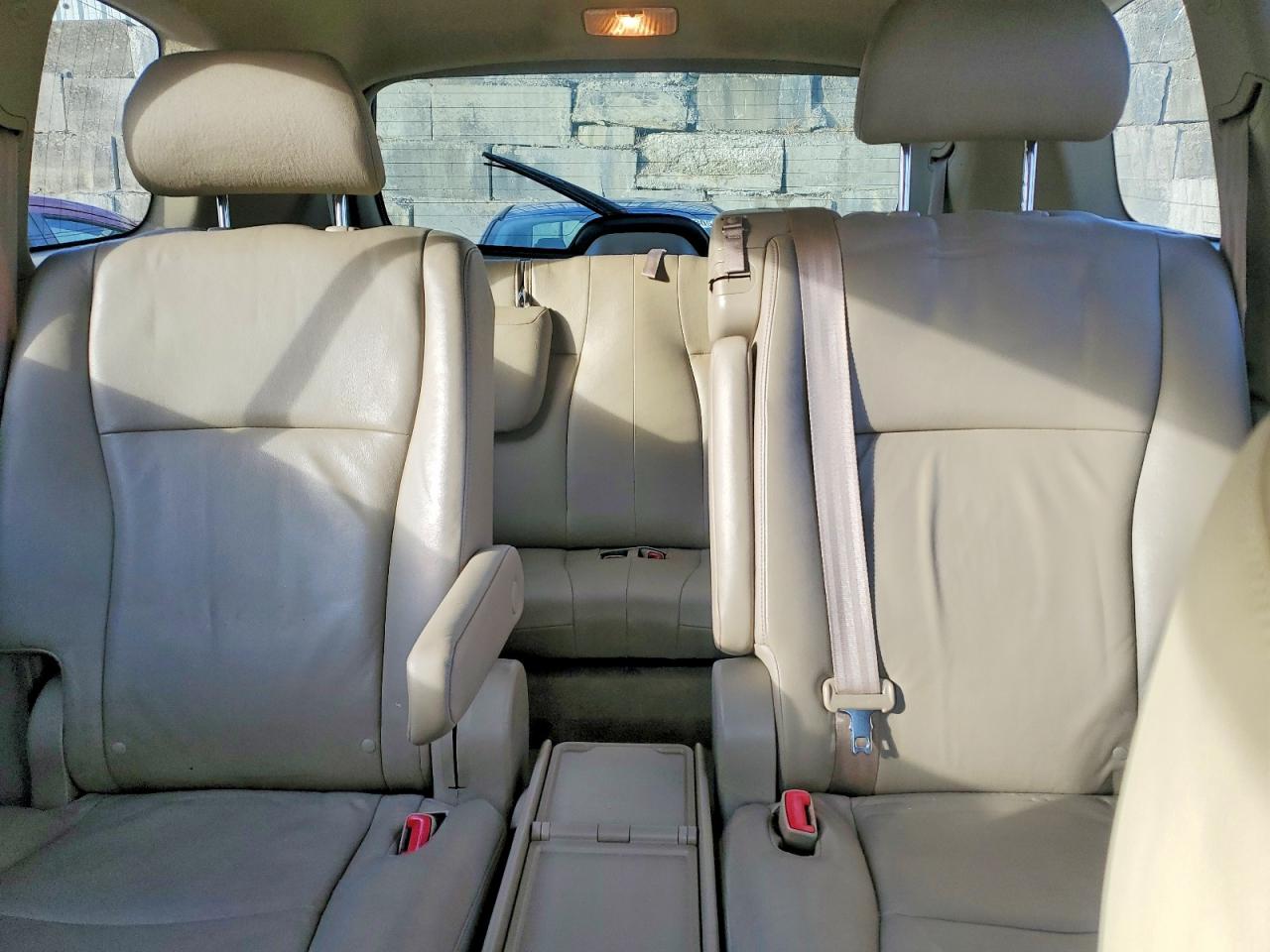 2010 TOYOTA HIGHLANDER HYBRID LIMITED photo 10