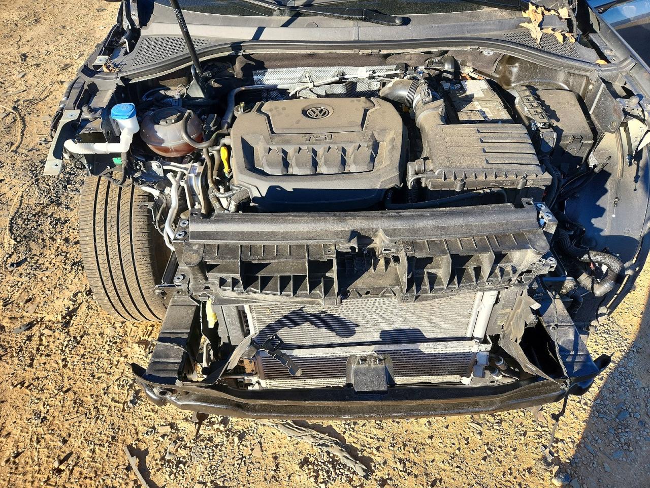 2024 VOLKSWAGEN TIGUAN SE R-LINE BLACK photo 12