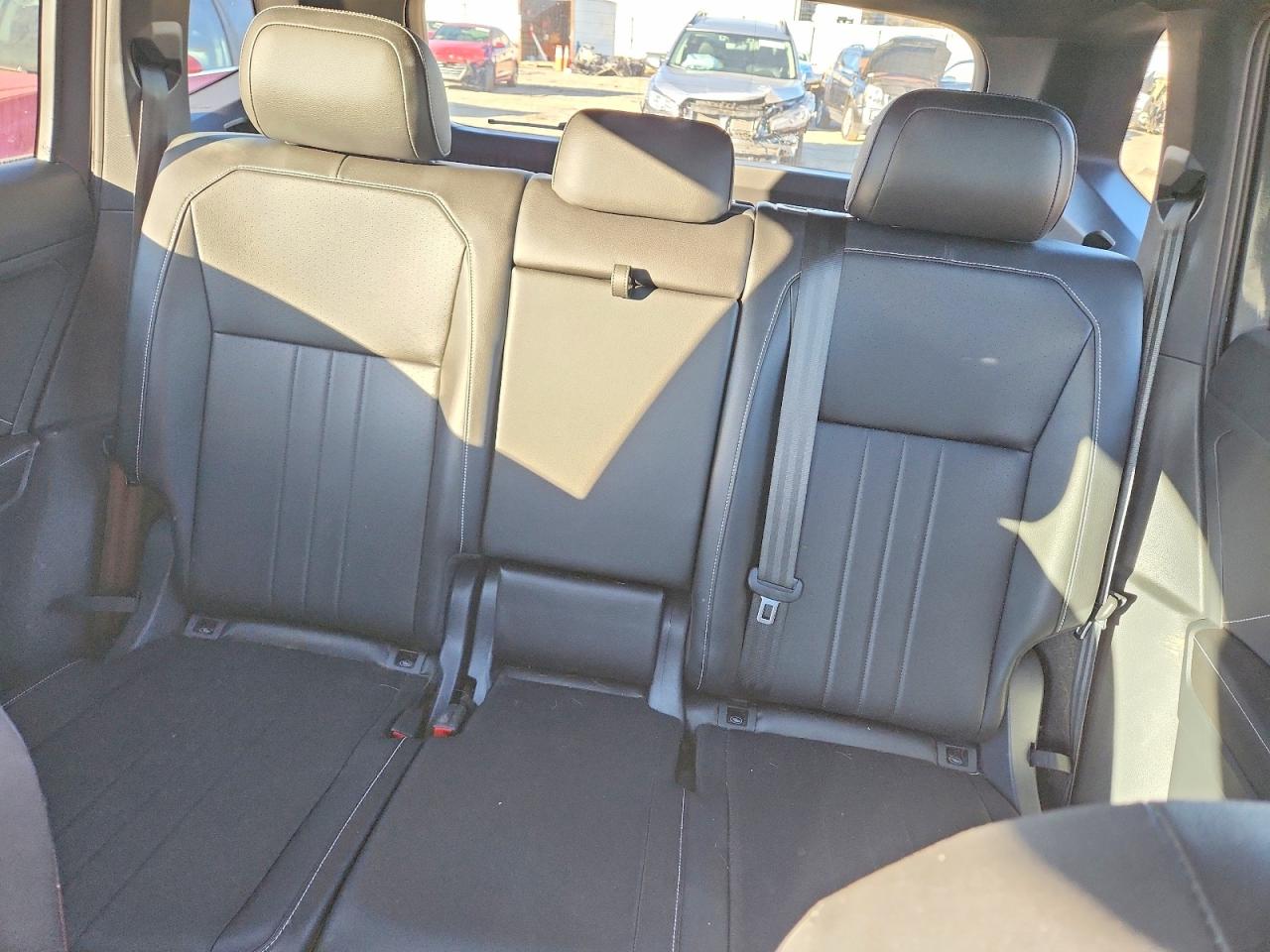 2024 VOLKSWAGEN TIGUAN SE R-LINE BLACK photo 10