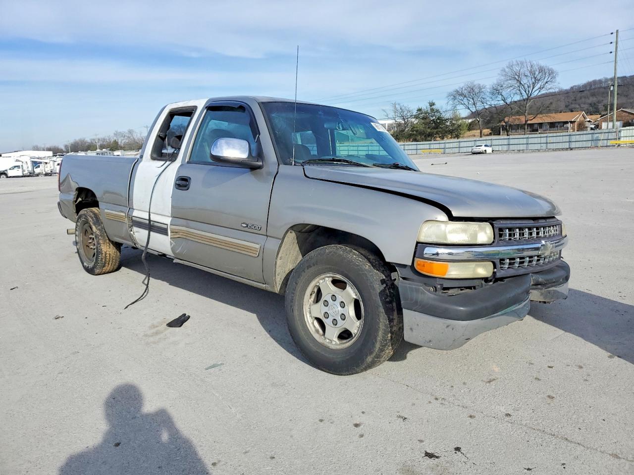 2002 CHEVROLET SILVERADO C1500 photo 4