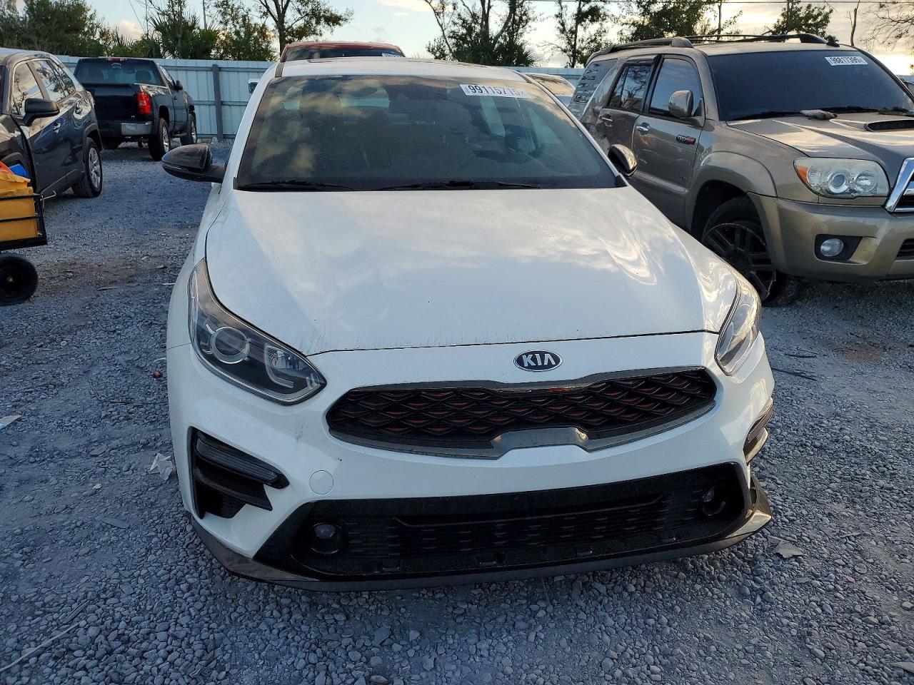 2021 KIA FORTE GT LINE photo 9