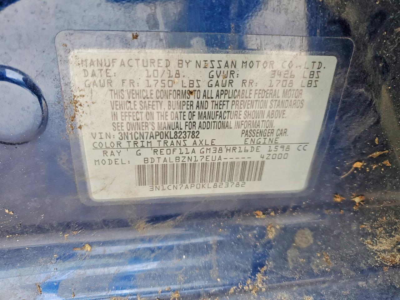 2019 NISSAN VERSA SV photo 12