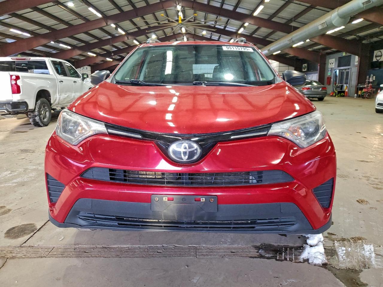 2017 TOYOTA RAV4 LE photo 5